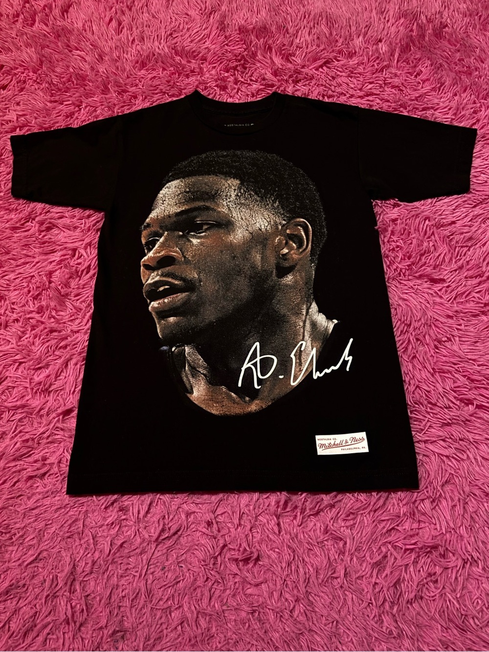 Mitchell & Ness Anthony Edwards Big
Head Cotton T-Shirt/Men Size Small